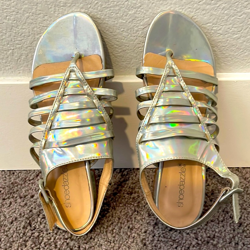 Shoe Dazzle Silver Strappy Sandals